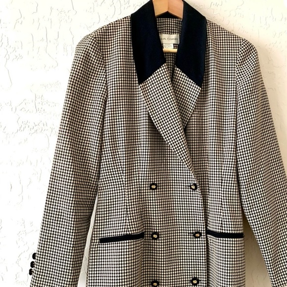 Casual Corner Jackets & Blazers - Casual Corner Black and White Checkered Blazer